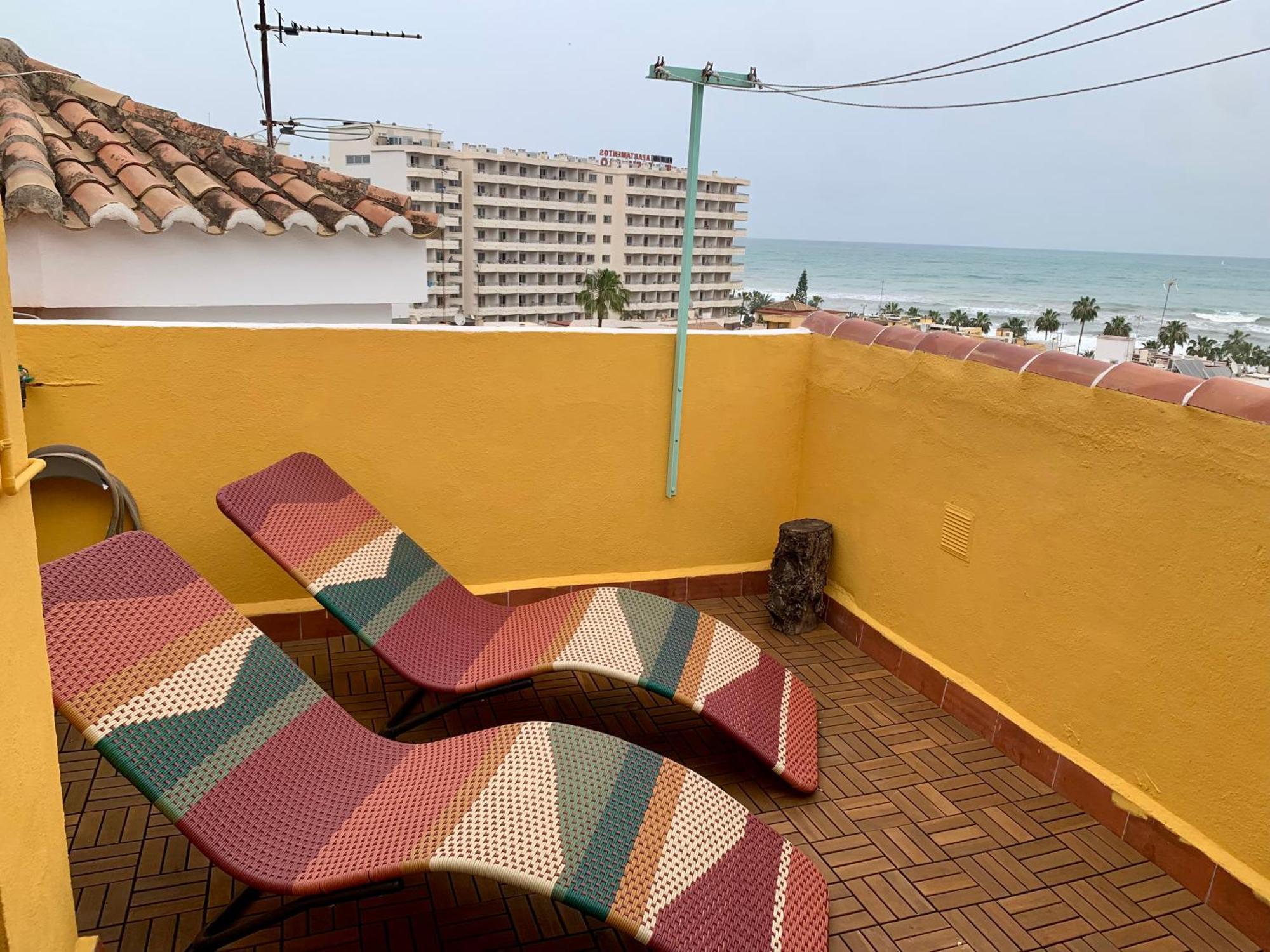 Midway Apartamento توريمولينوس المظهر الخارجي الصورة
